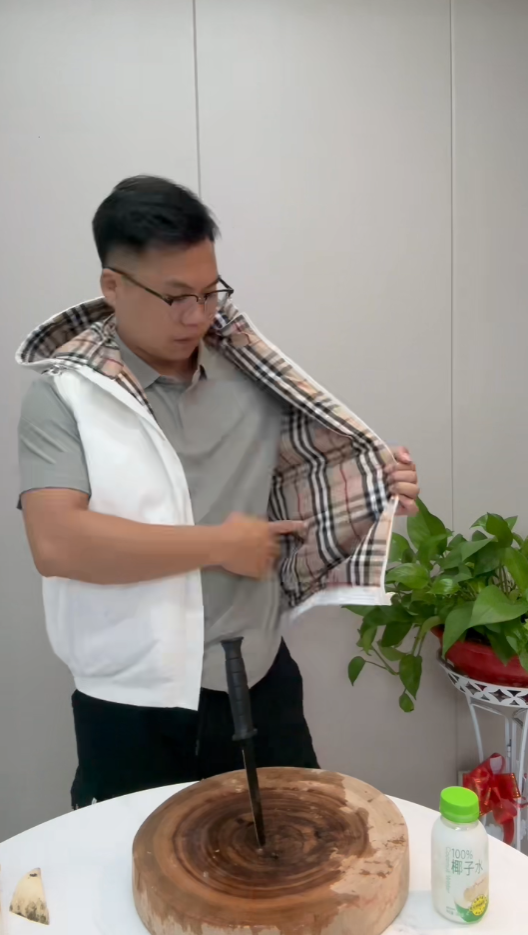 Level 5 Stab & Slash Resistant Special Security Hooded Vest