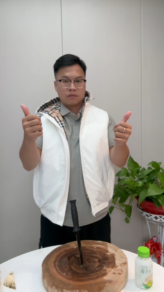 Level 5 Stab & Slash Resistant Special Security Hooded Vest