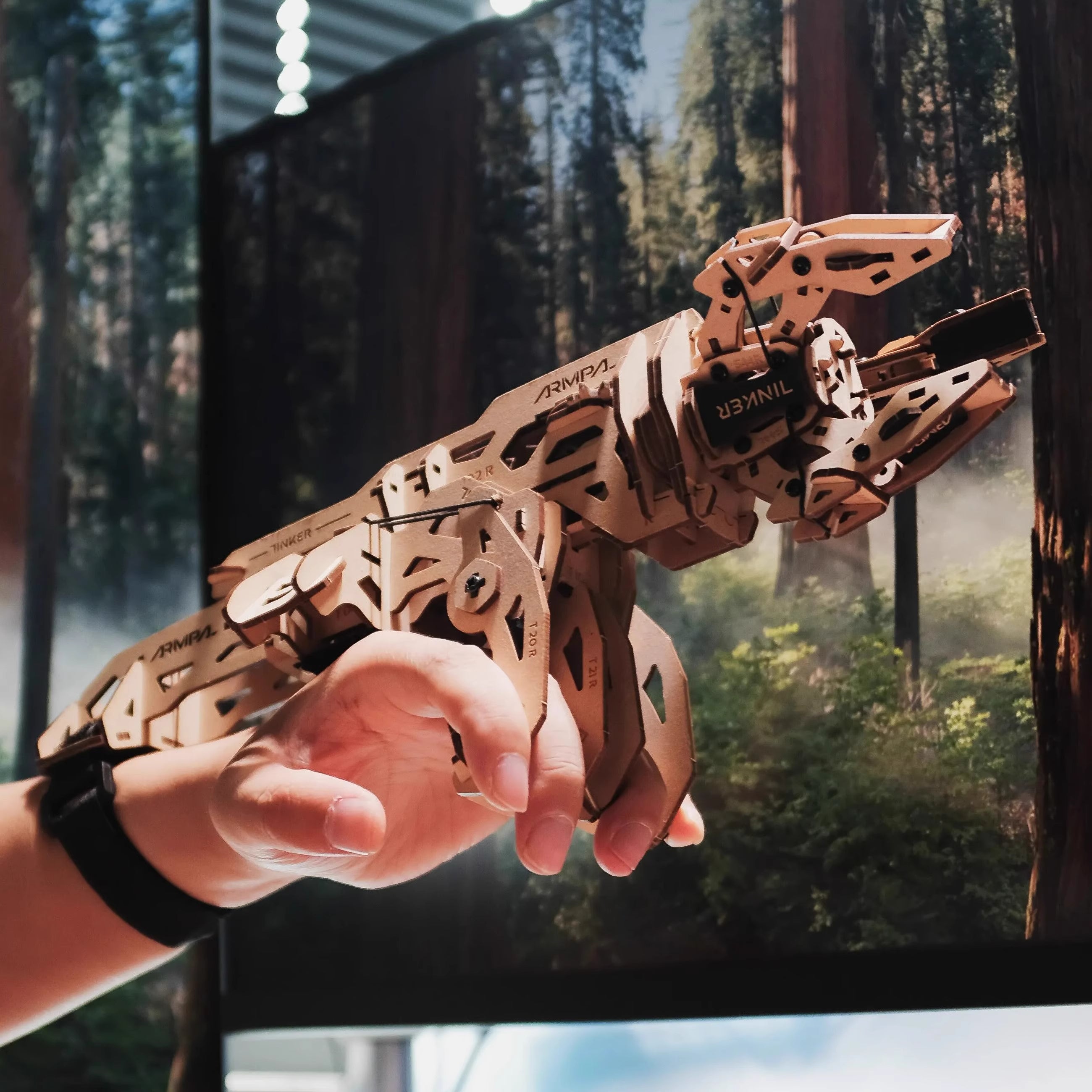 3D Wooden Mechanical Claw Assembly Model